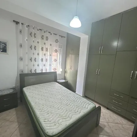 Sunrise Apartament ساراندا